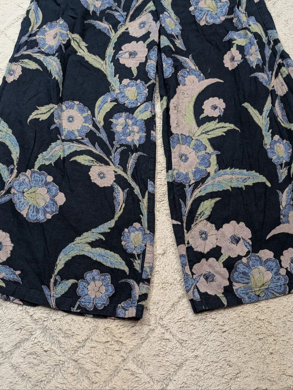 Pilcro Jumpsuit Womens M Blue Floral Smocked Wide Leg Linen Blend Strapless - Picture 3 of 8